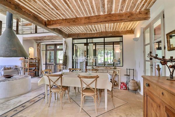 A vendre - Maison dans un cadre de nature privilégié - Sud Luberon