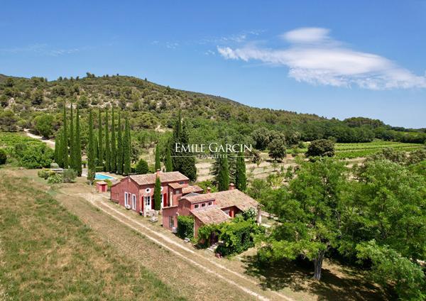 A vendre - Maison dans un cadre de nature privilégié - Sud Luberon
