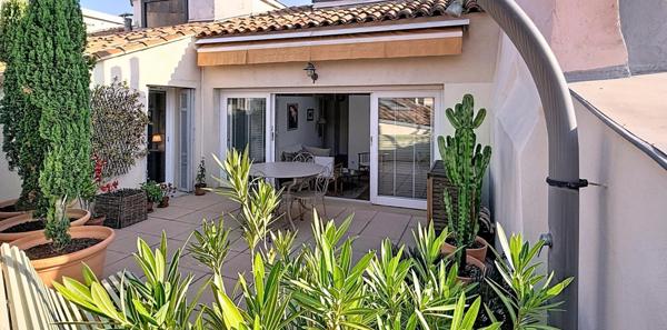 T3 DERNIER ÉTAGE / TERRASSE / CALME ABSOLU