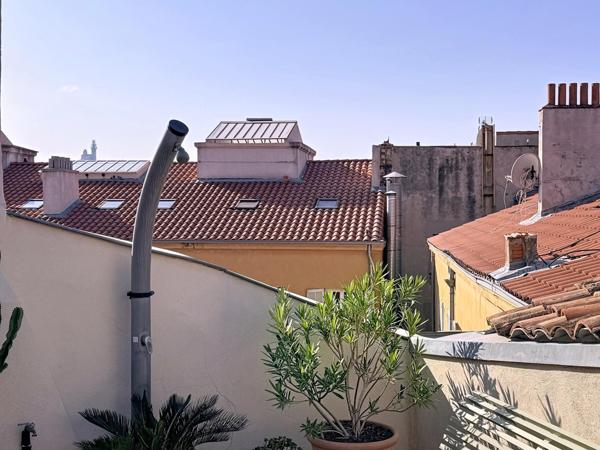 T3 DERNIER ÉTAGE / TERRASSE / CALME ABSOLU