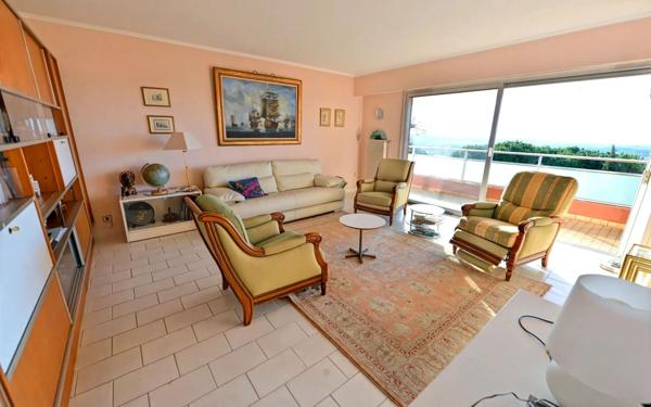 Appartement à vendre    3 pièces • 98,70 m2 Grasse