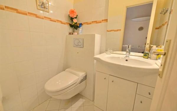 Appartement à vendre    3 pièces • 98,70 m2 Grasse