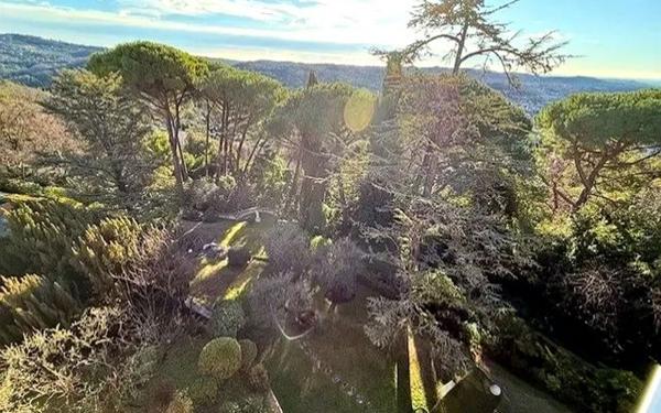 Appartement à vendre    3 pièces • 98,70 m2 Grasse