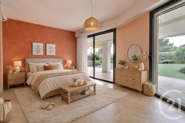 Appartement F3 à vendre  3 pièces - 100,02 m2 ST RAPHAEL - 83