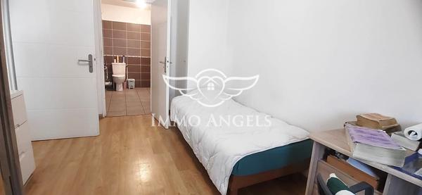 Spécial investisseur : appartement de 45 m² aux normes PMR meublé, situé résidence Les Senioriales Saint-Loup