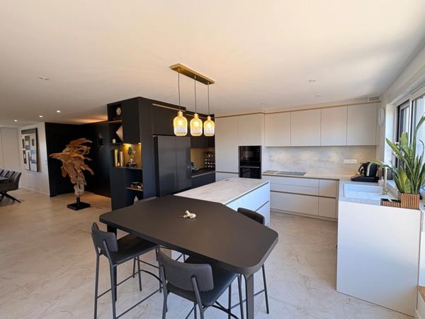 Nouveauté et en exclusivité, appartement d'exception de 150m2 avec une terrasse de 30m2 en plein coeur de Lille