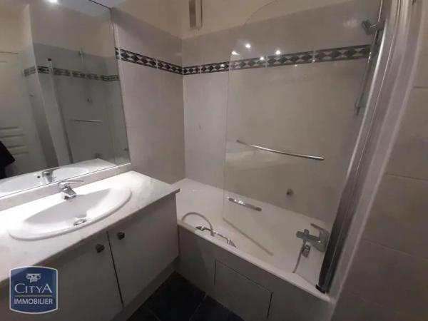 Appartement à louer 2 pièces 52.1m² Le Plessis-Robinson (92350)