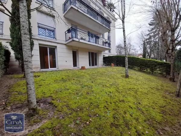 Appartement à louer 2 pièces 52.1m² Le Plessis-Robinson (92350)