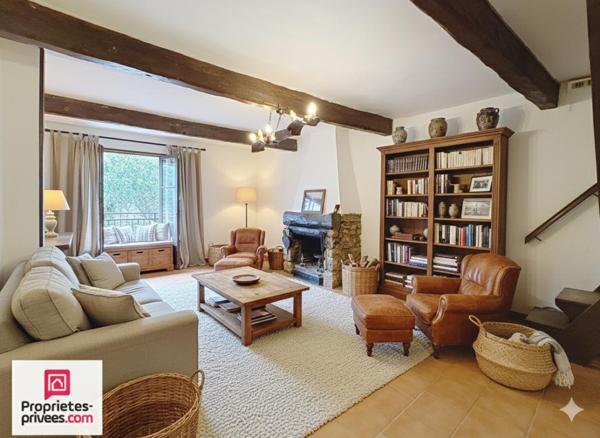 RIANS  Maison de Village T4 108 m² avec Terrasses et cave