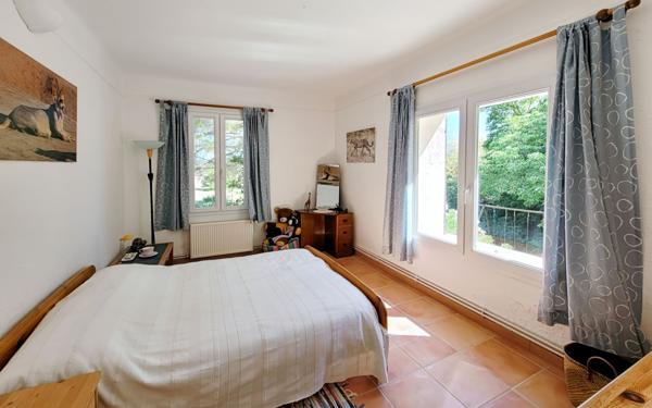 Maison à vendre    8 pièces • 283 m2 Manosque