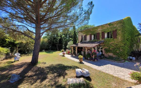 Maison à vendre    8 pièces • 283 m2 Manosque