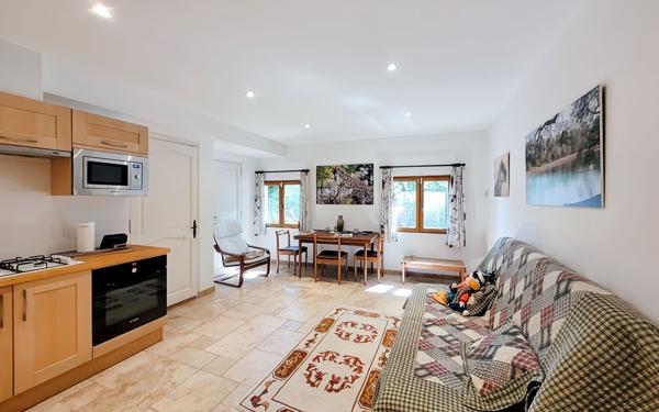 Maison à vendre    8 pièces • 283 m2 Manosque