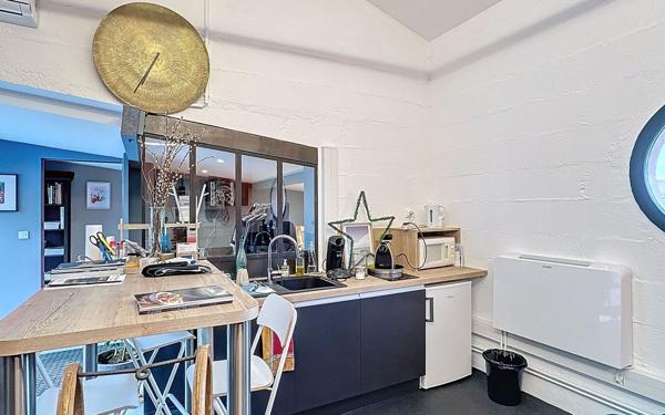 Maison à vendre    6 pièces • 197 m2 Saint-Étienne