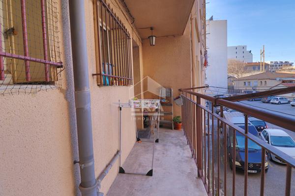 ERA Appartement à vendre Marseille 13010 4 pièces traversant 68 m2 exposition sud  lumineux calme  stationnement facile cave