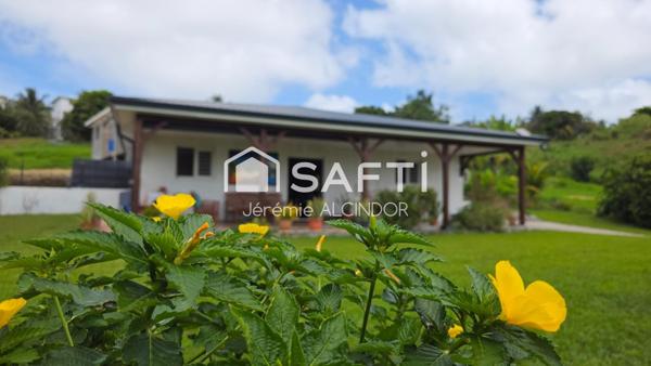 Villa moderne 95 m² avec jardin – La Trinité