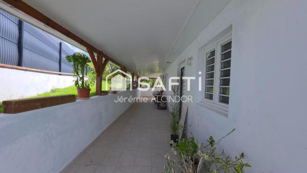 Villa moderne 95 m² avec jardin – La Trinité