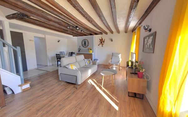 Appartement à vendre    3 pièces • 54 m2 Roissy-en-Brie