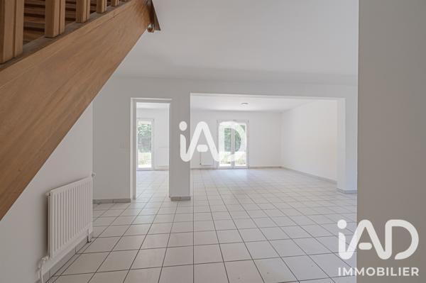 Maison à vendre 6 pièces 121 m² Villepinte
