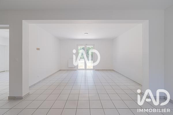 Maison à vendre 6 pièces 121 m² Villepinte