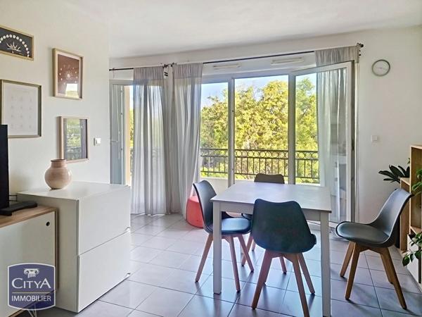 Appartement à vendre 2 pièces 42.7m² Châteaurenard (13160)