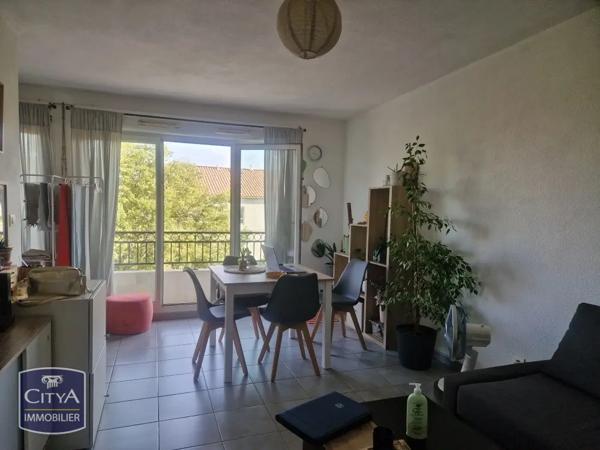Appartement à vendre 2 pièces 42.7m² Châteaurenard (13160)