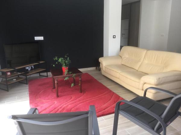 LOCMINE MAGNIFIQUE VILLA 3/4 CHAMBRES