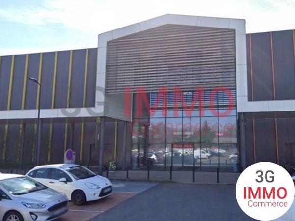 Location / Local Commercial à Le Mans (72100)