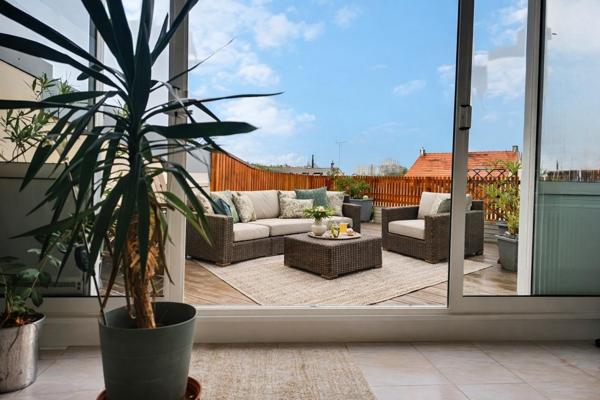 Appartement à NANTES, 44300 - 8 pièces 172m²