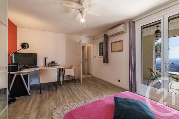 Maison à vendre  7 pièces - 235,46 m2 ASPREMONT - 06