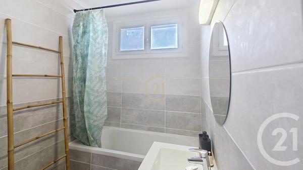 Appartement T3 à vendre  3 pièces - 55 m2 ISTRES - 13