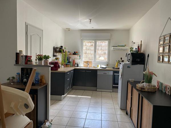 Maison récente à vendre à Noirterre de plain pied de 75m² 3 chambres et jardin