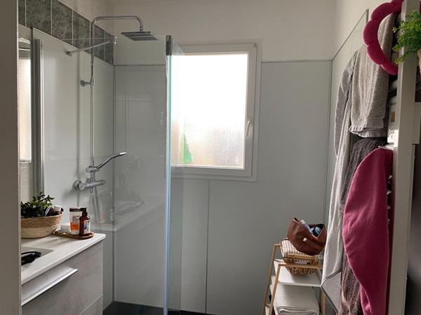 Maison récente à vendre à Noirterre de plain pied de 75m² 3 chambres et jardin