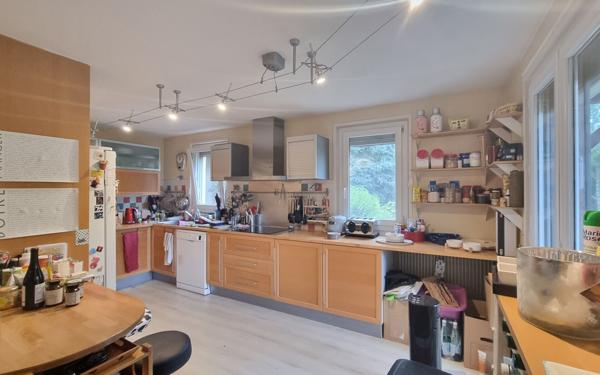 Maison à vendre    6 pièces • 158 m2 Collonges-au-Mont-d'Or