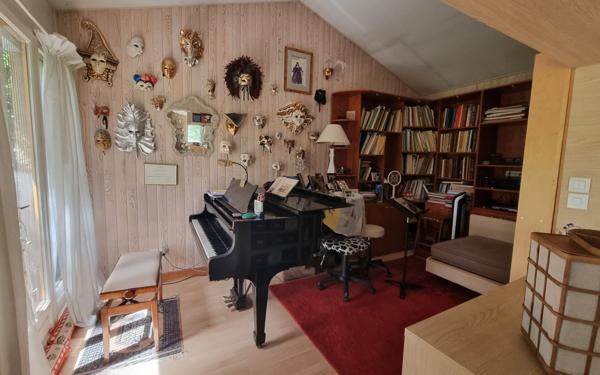 Maison à vendre    6 pièces • 158 m2 Collonges-au-Mont-d'Or