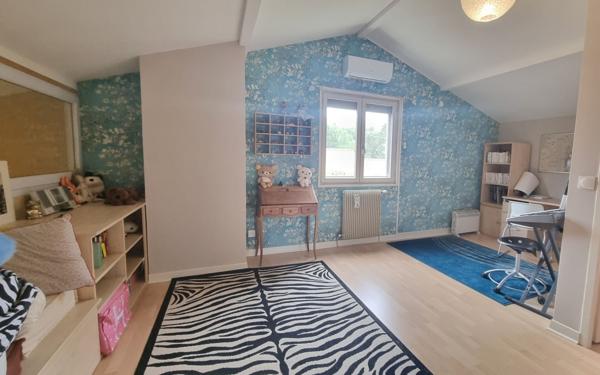 Maison à vendre    6 pièces • 158 m2 Collonges-au-Mont-d'Or