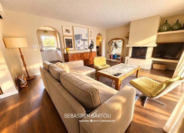 Maison T5 de 150m2  avec piscine au centre de Porto-Vecchio