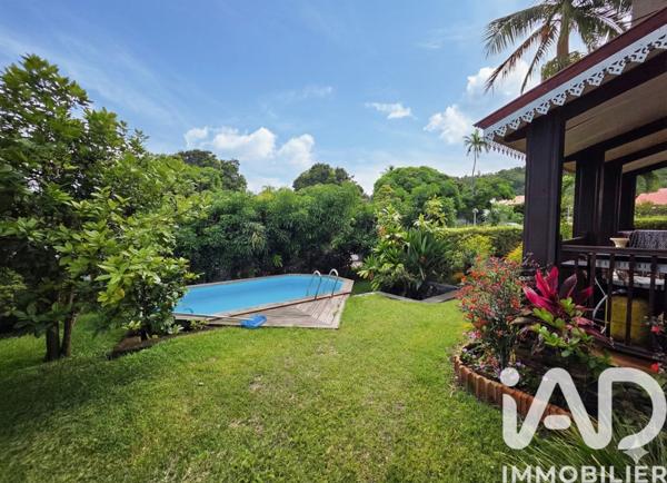 Maison à vendre 11 pièces 270 m² Entre-Deux