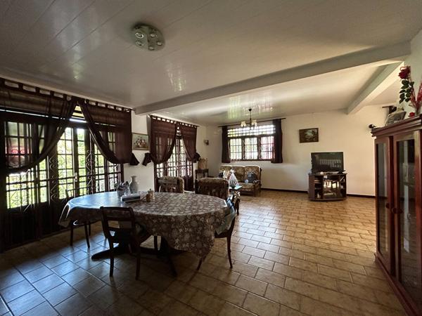 Achat maison Cayenne - 10 pièce(s) - 417 m² - 460 000 €