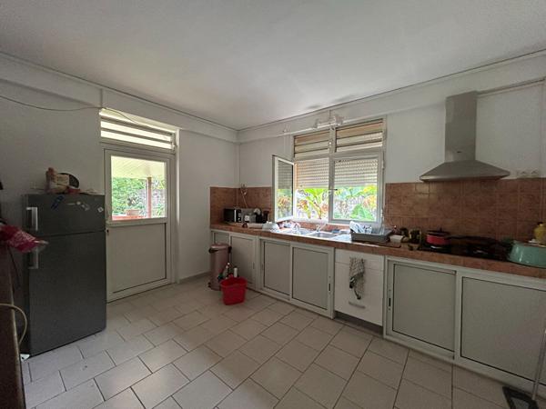 Achat maison Cayenne - 10 pièce(s) - 417 m² - 460 000 €