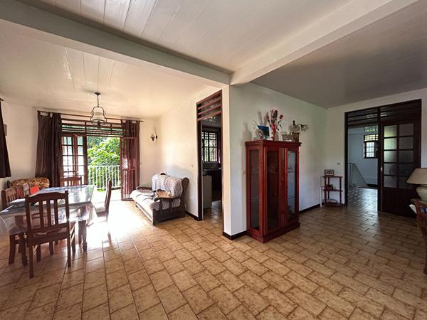 Achat maison Cayenne - 10 pièce(s) - 417 m² - 460 000 €