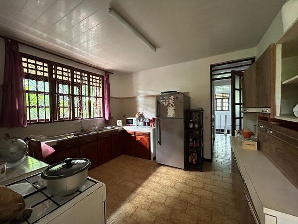 Achat maison Cayenne - 10 pièce(s) - 417 m² - 460 000 €