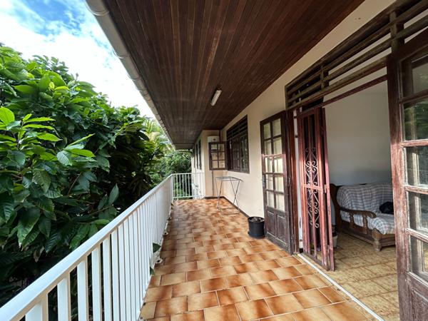 Achat maison Cayenne - 10 pièce(s) - 417 m² - 460 000 €