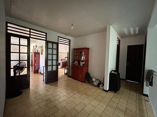 Achat maison Cayenne - 10 pièce(s) - 417 m² - 460 000 €