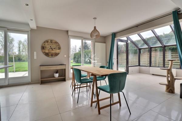 Maison individuelle 177 m² – 5 pièces – Jardin 1800 m² – Garages & stationnements privatifs – Wasquehal Boers