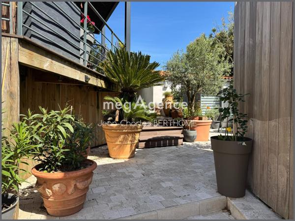 Maison à LES SABLES-D'OLONNE, 85100 - 5 pièces 160m²