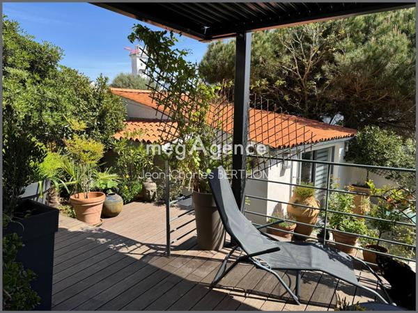 Maison à LES SABLES-D'OLONNE, 85100 - 5 pièces 160m²