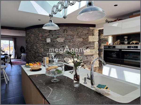 Maison à LES SABLES-D'OLONNE, 85100 - 5 pièces 160m²
