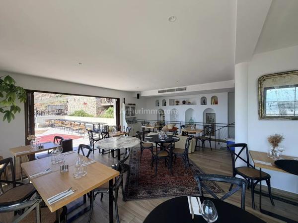 Vente                                                      Maison
                        
                     7 pièces                      196 m2                     à Montegrosso
