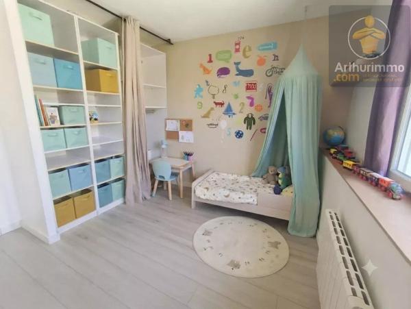 Location                                                      Maison
                        
                     3 pièces                      89 m2                     à Beaugency