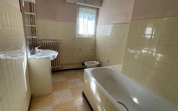 Appartement à vendre    4 pièces • 82 m2 La Valette-du-Var